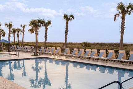 Marriott SurfWatch Hilton Head 3-Bedroom Garden View Villa - Hilton Head, South Carolina