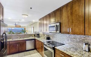 Spacious 2BR Beachfront Suite at Sands of Kahana - Lahaina Maui, Hawaii