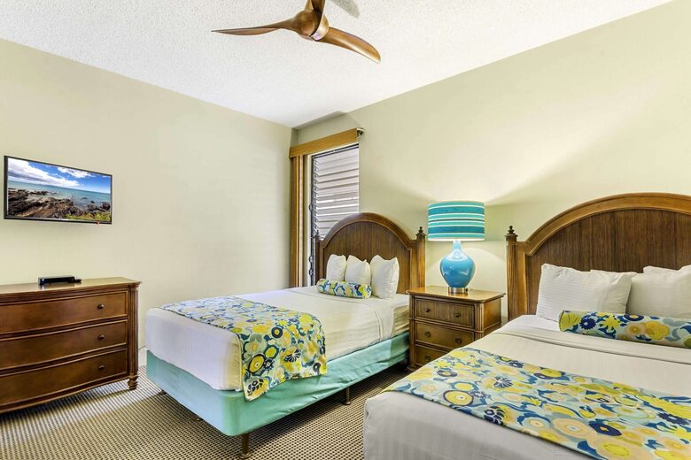 Spacious 2BR Beachfront Suite at Sands of Kahana - Lahaina Maui, Hawaii