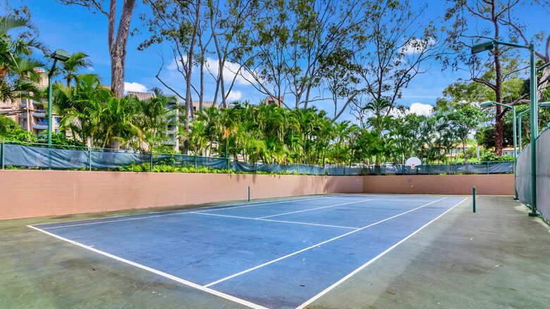 Spacious 2BR Beachfront Suite at Sands of Kahana - Lahaina Maui, Hawaii