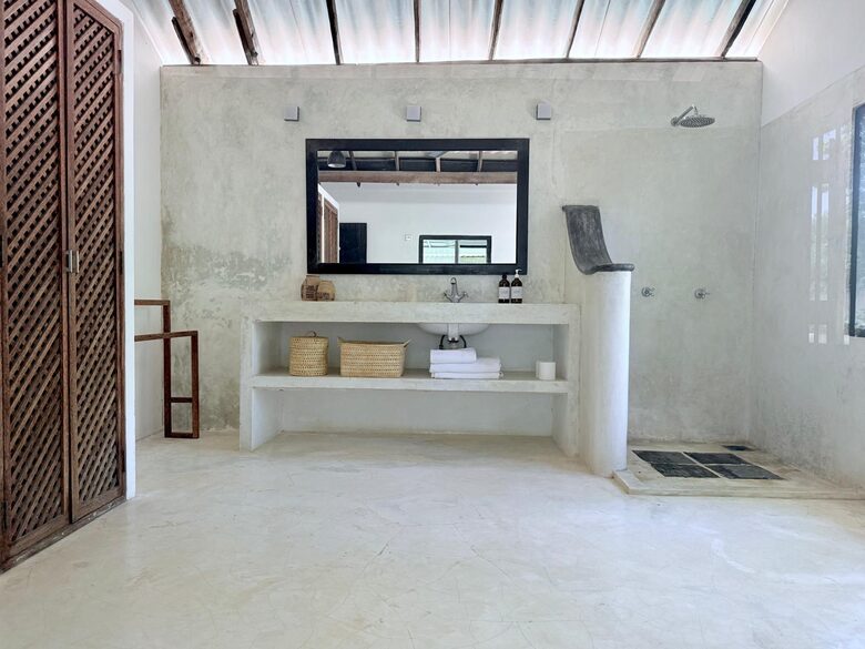 Tropical Hideaway on Mawella Beach - Morakatiyara, Tangalle, Sri Lanka