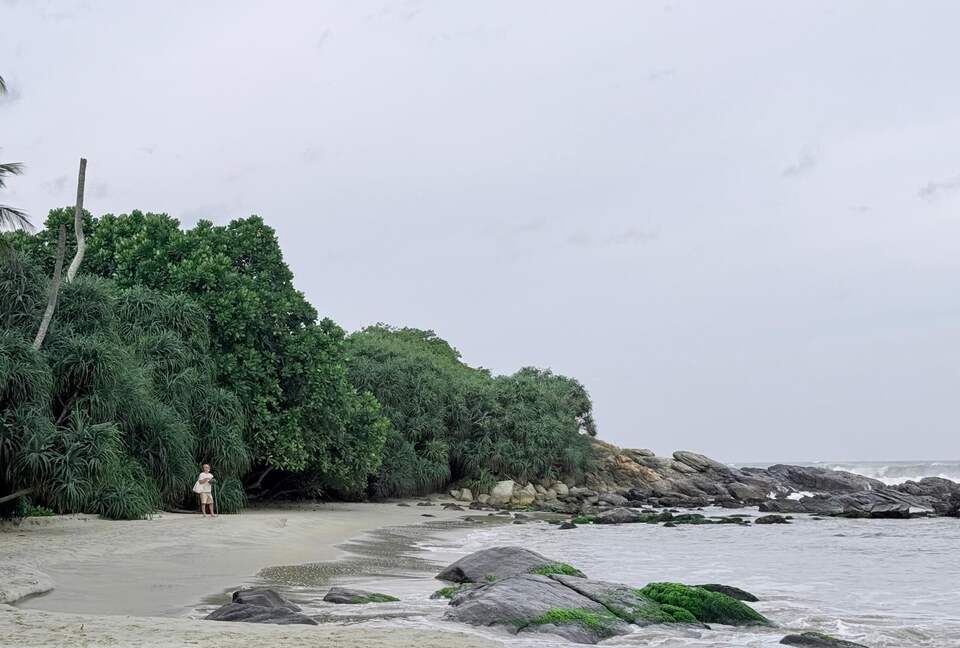 Tropical Hideaway on Mawella Beach - Morakatiyara, Tangalle, Sri Lanka