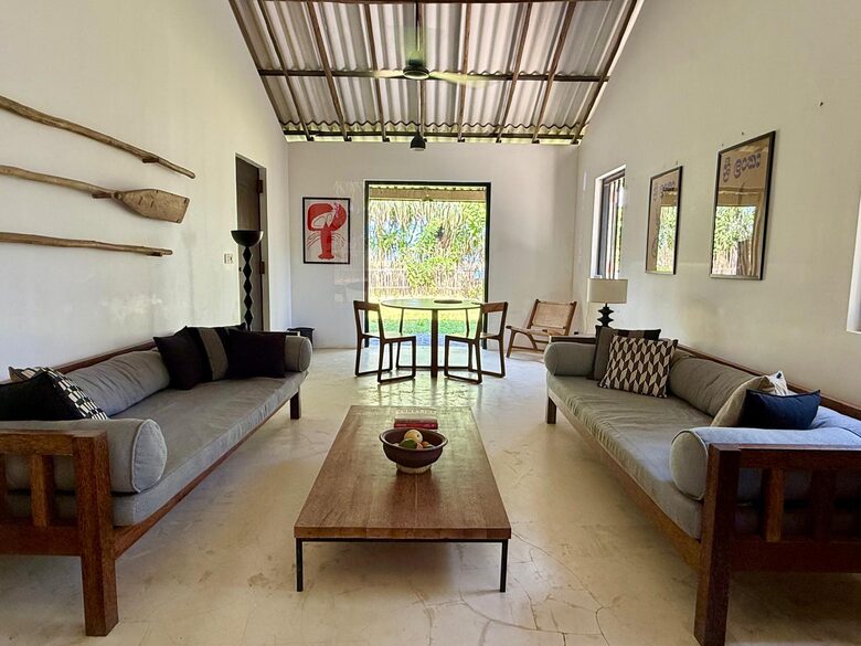Tropical Hideaway on Mawella Beach - Morakatiyara, Tangalle, Sri Lanka