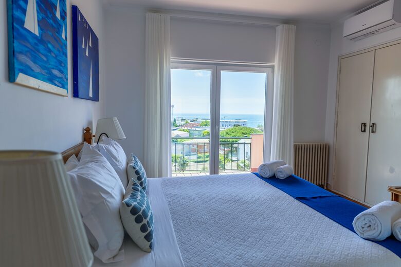 Seaview villa in Cascais Bay - Cascais, Portugal