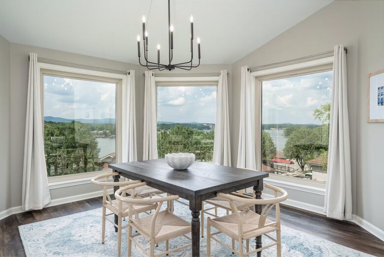Lake Hamilton Retreat with Panoramic Views and Boat Slip - Lake Hamilton, Arkansas
