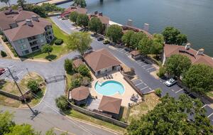 Lake Hamilton Retreat with Panoramic Views and Boat Slip - Lake Hamilton, Arkansas