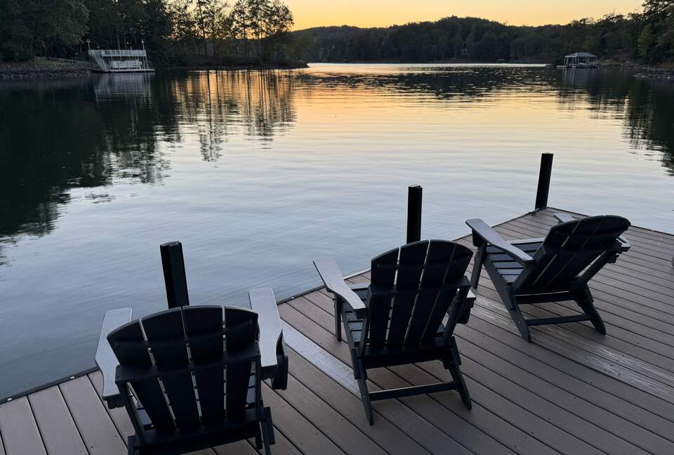 Lake Keowee Waterfront Retreat with Private Dock and Sunset Views - Sunset, South Carolina
