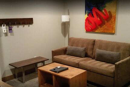 Spacious 4-Suite Mountain Escape at Breckenridge - Beckenridge, Colorado