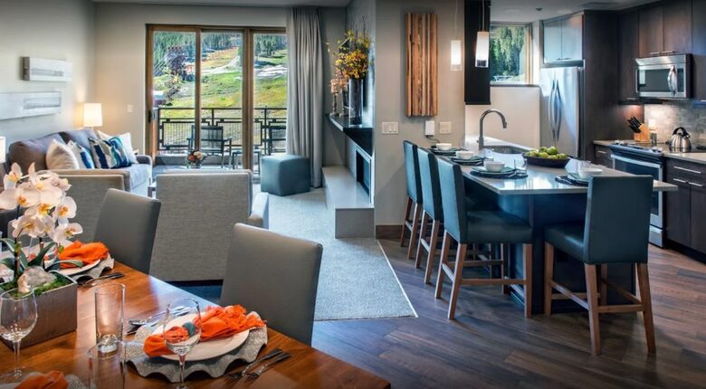 Spacious 4-Suite Mountain Escape at Breckenridge - Beckenridge, Colorado