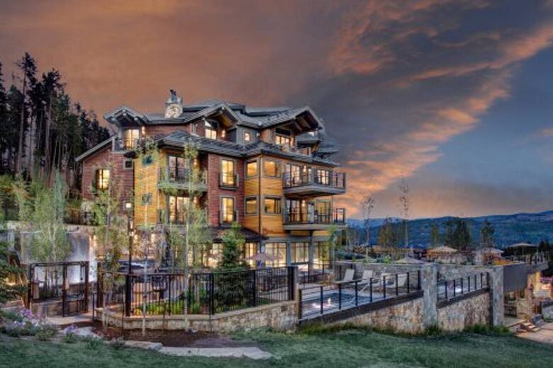 Spacious 4-Suite Mountain Escape at Breckenridge - Beckenridge, Colorado