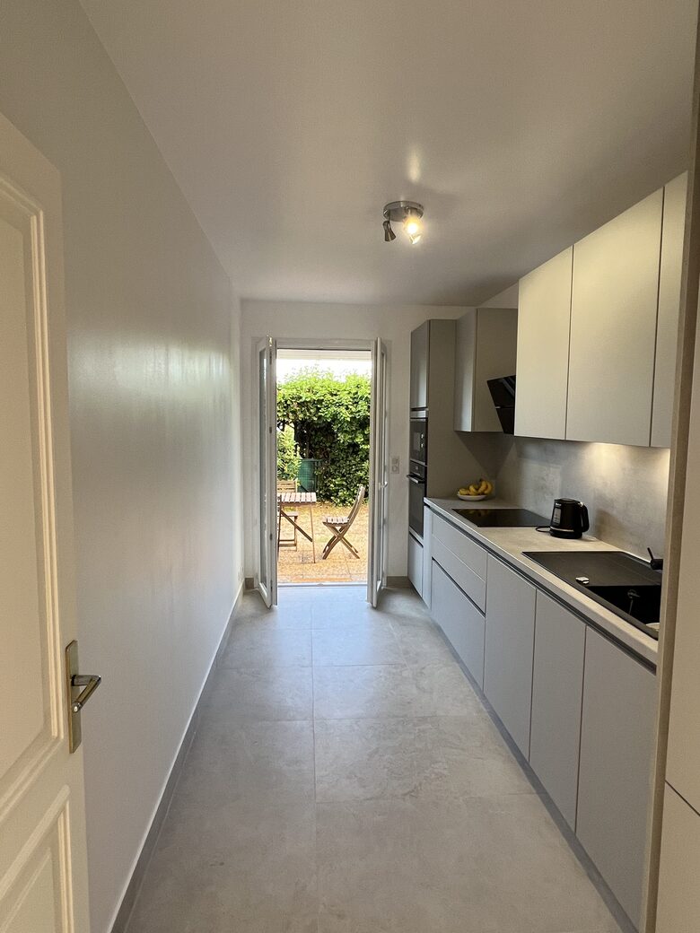 Elegant Garden Apartment in Nice - Nice, France