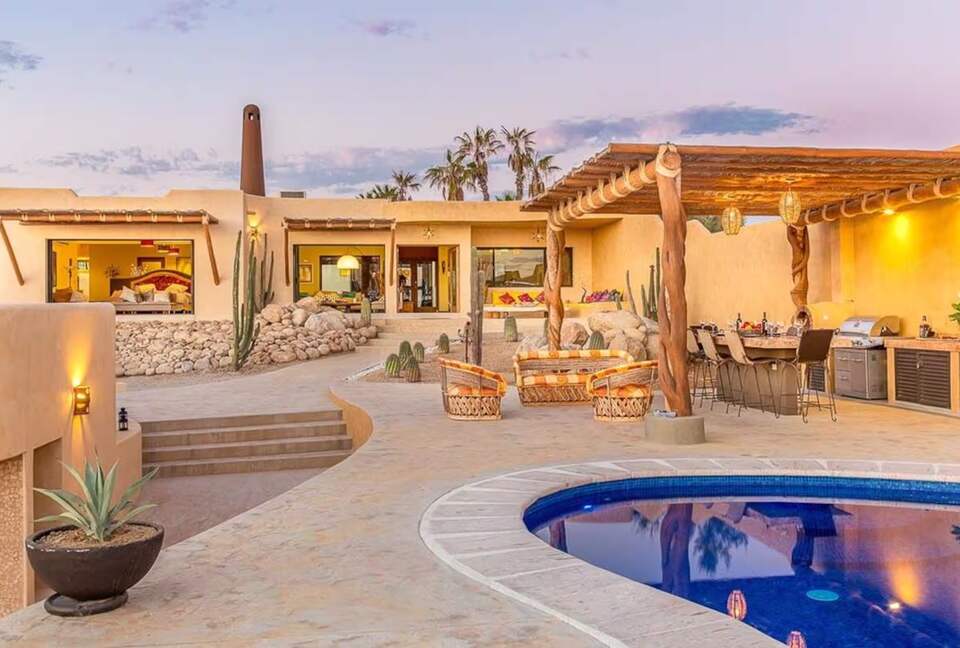 Private Oceanview Residence in Beautiful Todos Santos - San José del Cabo, Mexico