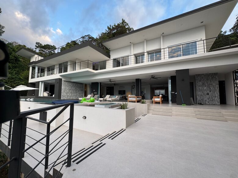 Extraordinary Oceanview Escape in Manuel Antonio - Manuel Antonio, Costa Rica