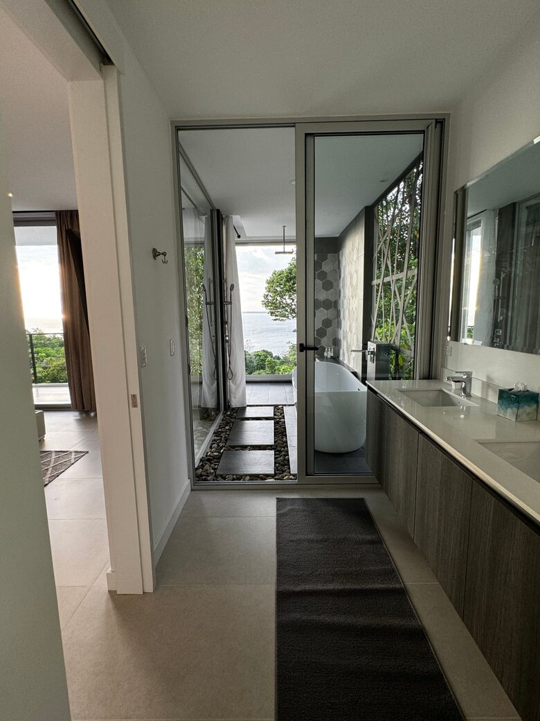 Extraordinary Oceanview Escape in Manuel Antonio - Manuel Antonio, Costa Rica