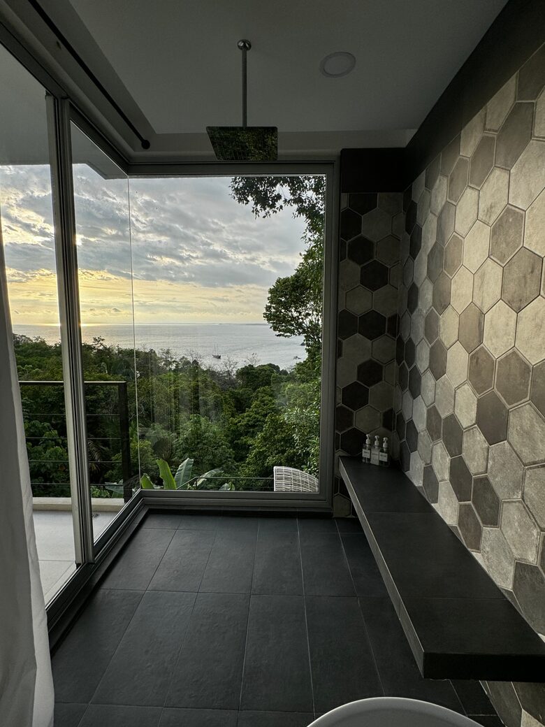Extraordinary Oceanview Escape in Manuel Antonio - Manuel Antonio, Costa Rica