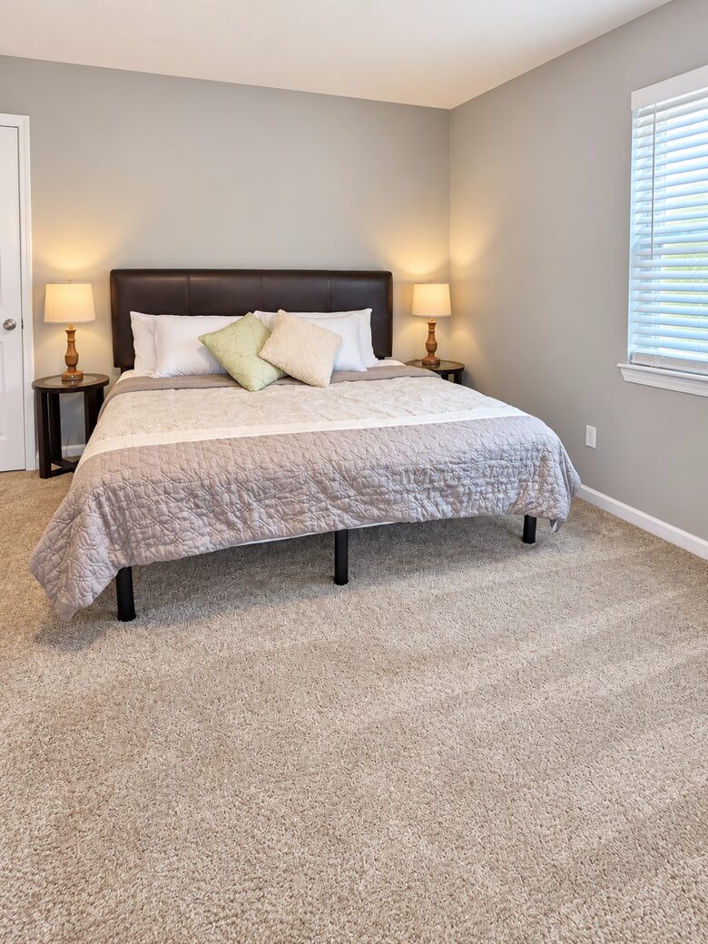 Greenup Countryside Retreat with Private Pool and Hot Tub - Greenup, Kentucky