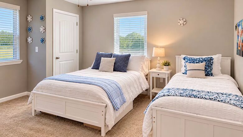 Greenup Countryside Retreat with Private Pool and Hot Tub - Greenup, Kentucky