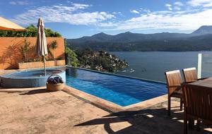 La Peña Rock House - Valle de Bravo, Mexico