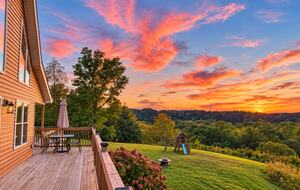 Greenup Countryside Retreat with Private Pool and Hot Tub - Greenup, Kentucky
