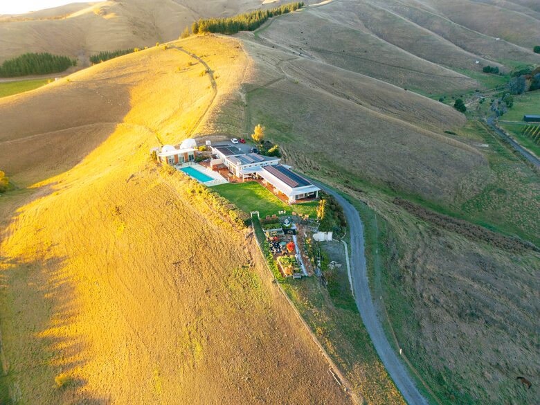 Tuscan-Inspired Luxury Villa with Marlborough Vineyard Views - Riverlands, New Zealand