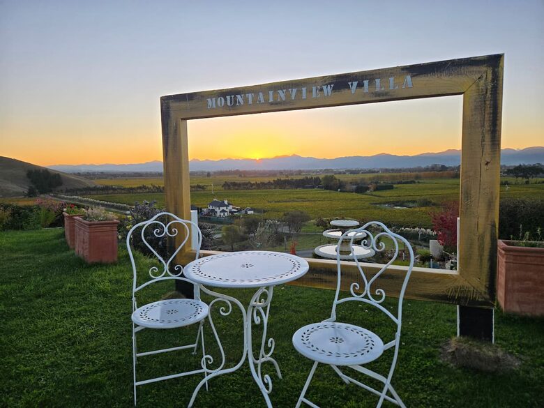 Tuscan-Inspired Luxury Villa with Marlborough Vineyard Views - Riverlands, New Zealand