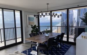 Surfers Paradise Beachfront Retreat with Panoramic Ocean Views - Gold Coast, Australia