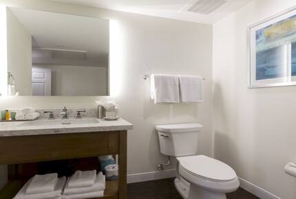 Carlsbad Resort Two-Bedroom Condo Suite Near LEGOLAND - Carlsbad, California