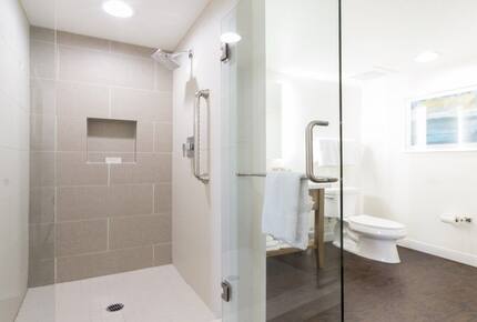Carlsbad Resort Two-Bedroom Condo Suite Near LEGOLAND - Carlsbad, California