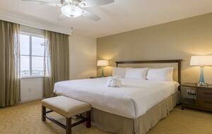 Carlsbad Resort Two-Bedroom Condo Suite Near LEGOLAND - Carlsbad, California