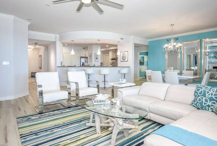 Oceanfront Elegance at Ocean Vistas - Daytona Beach, Florida