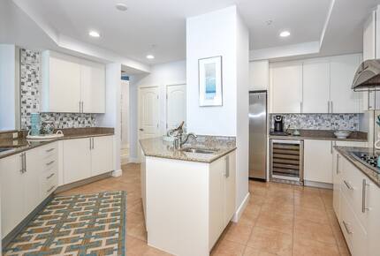 Oceanfront Elegance at Ocean Vistas - Daytona Beach, Florida