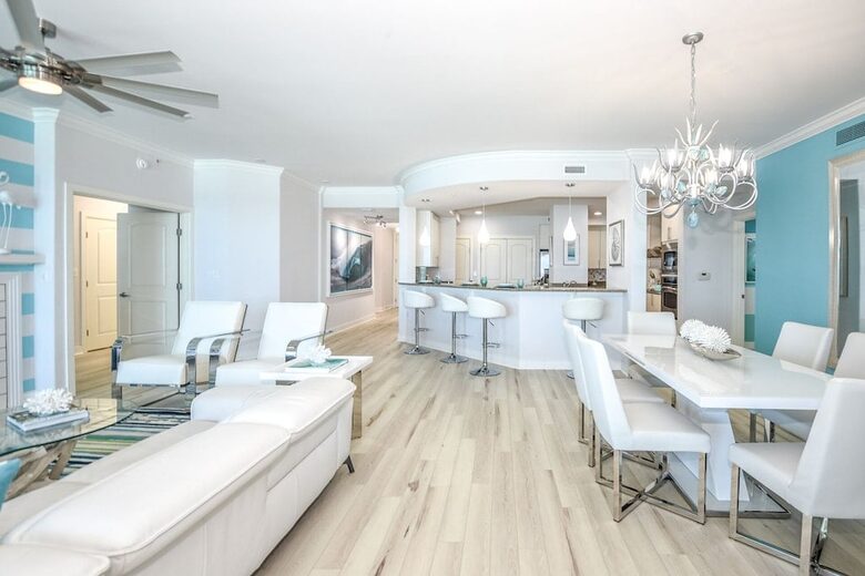 Oceanfront Elegance at Ocean Vistas - Daytona Beach, Florida