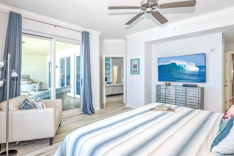 Oceanfront Elegance at Ocean Vistas - Daytona Beach, Florida