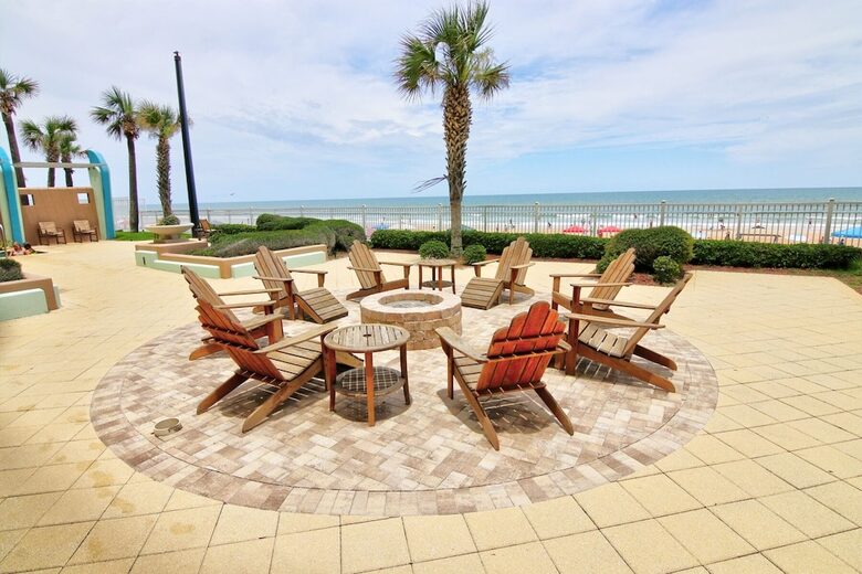 Oceanfront Elegance at Ocean Vistas - Daytona Beach, Florida