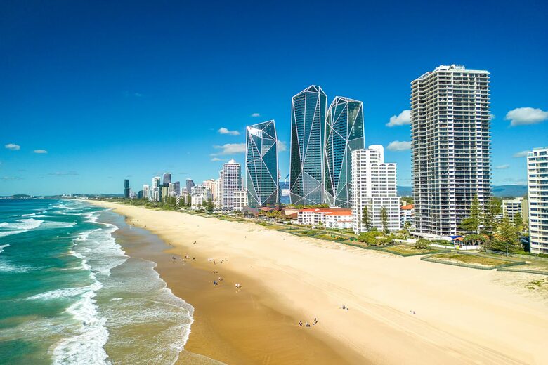 Surfers Paradise Beachfront Retreat with Panoramic Ocean Views - Gold Coast, Australia