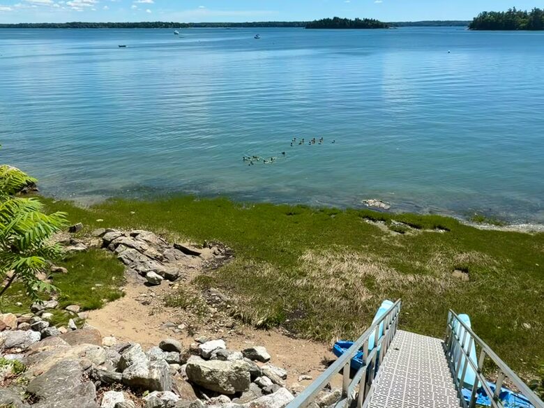 Serene Coastal Sanctuary Overlooking Casco Bay - Freeport, Maine