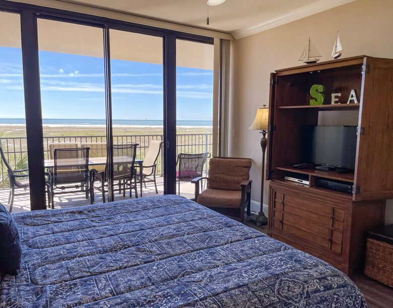 Scenic Dauphin Island Retreat Overlooking the Gulf - Dauphin Island, Alabama