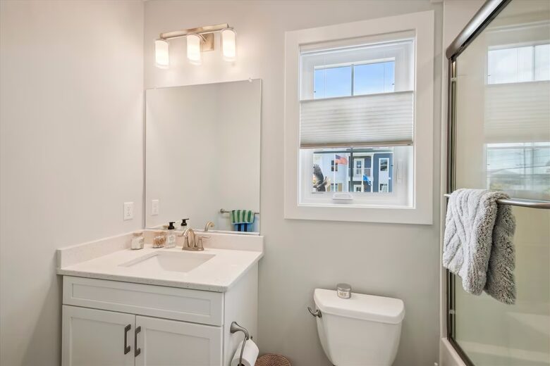 Contemporary Beach Escape Near Fenwick Island - Ocean City, Maryland