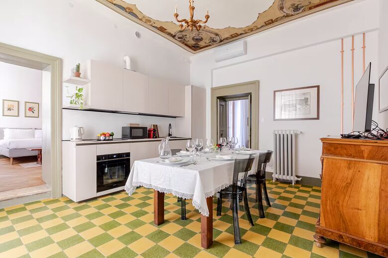 Renaissance Apartment in Historic Verona - Verona, Italy