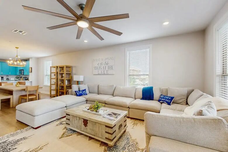 Waterfront Serenity in the Heart of Horseshoe Bay - Horseshoe Bay, Texas