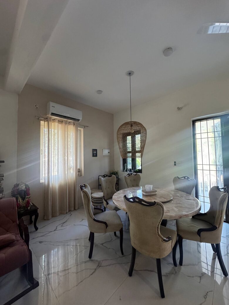 Tranquil Countryside Villa with Pool - Tapukara, India