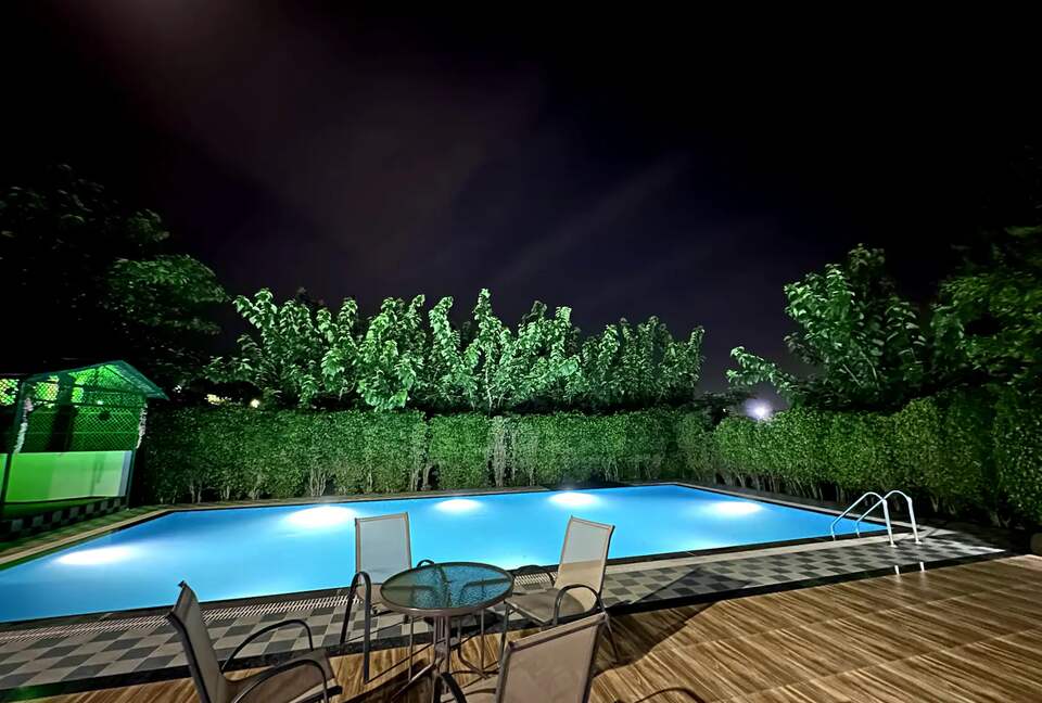 Tranquil Countryside Villa with Pool - Tapukara, India