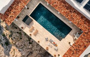 Casa Mantarraya | Modern Off-Grid Sanctuary Above the Sea of Cortez - Puerto Mexia, Mexico