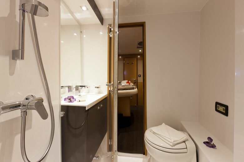 All-Inclusive 7-night TradeWinds AQUA Experience in Fiji on TW59 Catamaran with Crew- Shared - Nadi, Fiji