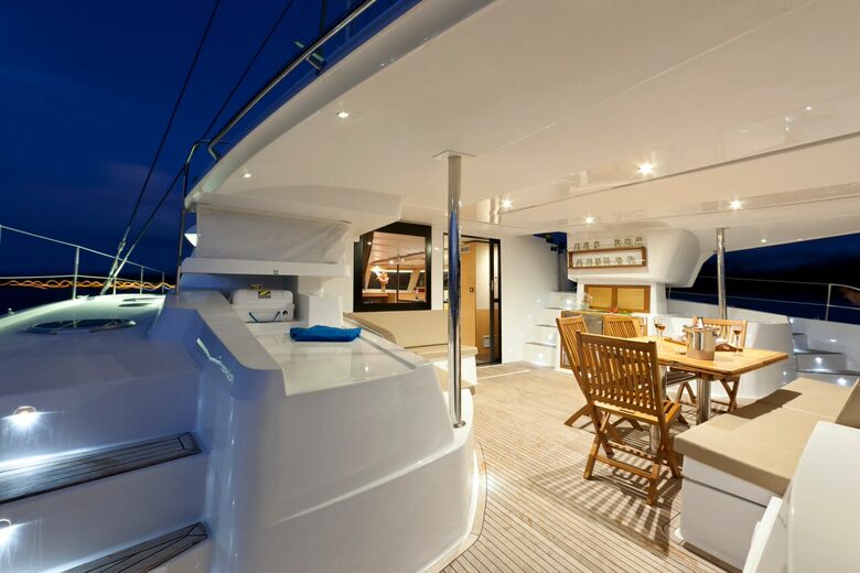All-Inclusive 7-night TradeWinds AQUA Experience in Fiji on TW59 Catamaran with Crew- Shared - Nadi, Fiji