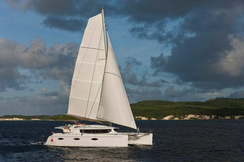 All-Inclusive 7-night TradeWinds AQUA Experience in Fiji on TW59 Catamaran with Crew- Shared - Nadi, Fiji