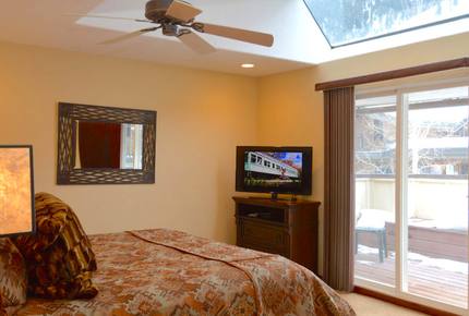 Dolomite Ski in/Ski out Villa - Aspen, Colorado
