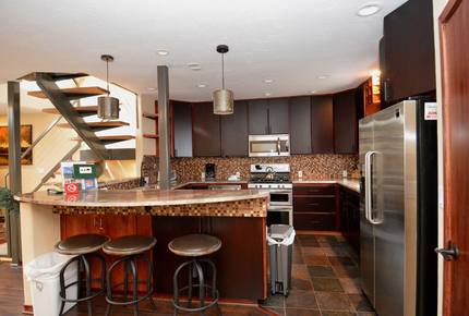 Dolomite Ski in/Ski out Villa - Aspen, Colorado