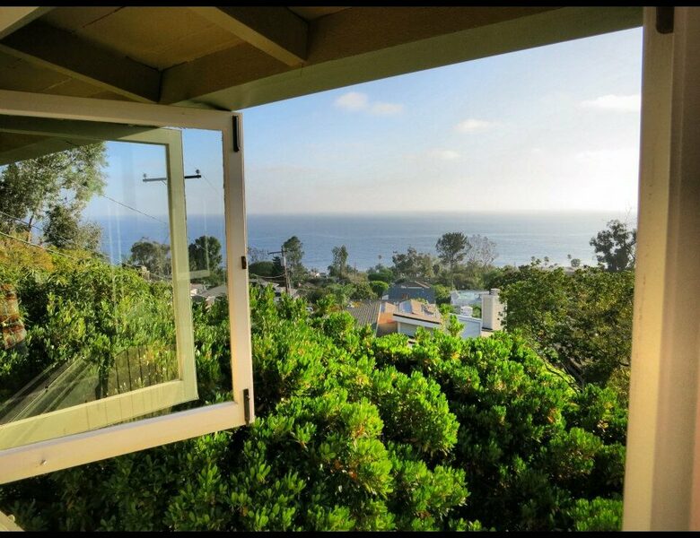 Treehouse Cottage by the Sea - Laguna Beach, California