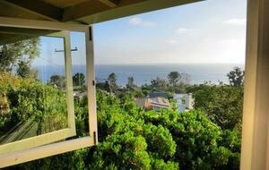 Treehouse Cottage by the Sea - Laguna Beach, California